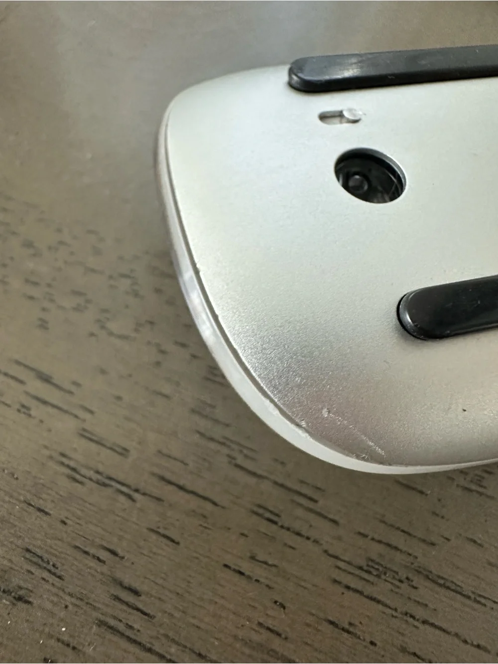 Apple White Wireless Magic Mouse - Multi-Touch Bluetooth Mouse